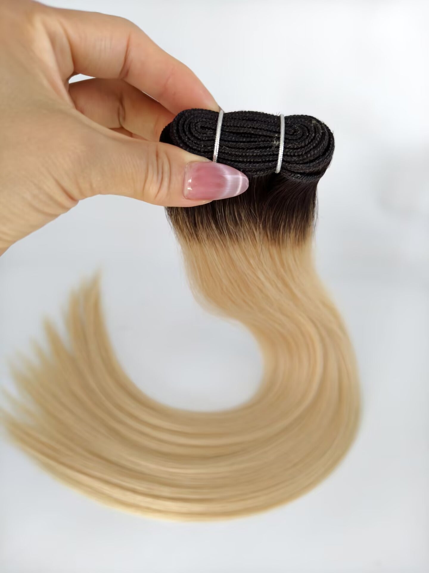 Luxury 1b 613 Straight Human Hair Bundles blonde color