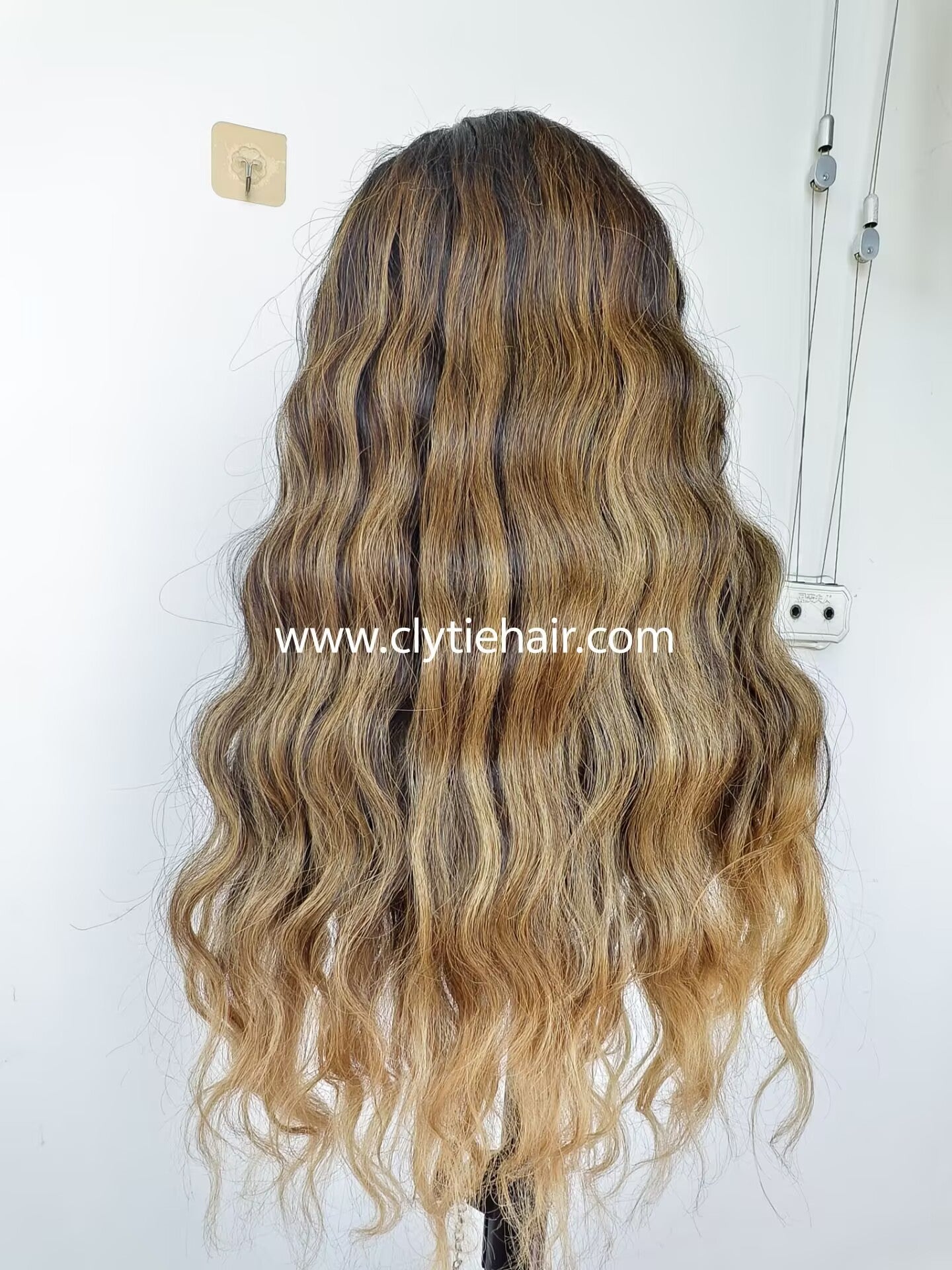 Raw Hair wigs blonde hightlight wave Lace Closure raw hair glueless wigs HD Wig 5×5 invisible closure wig