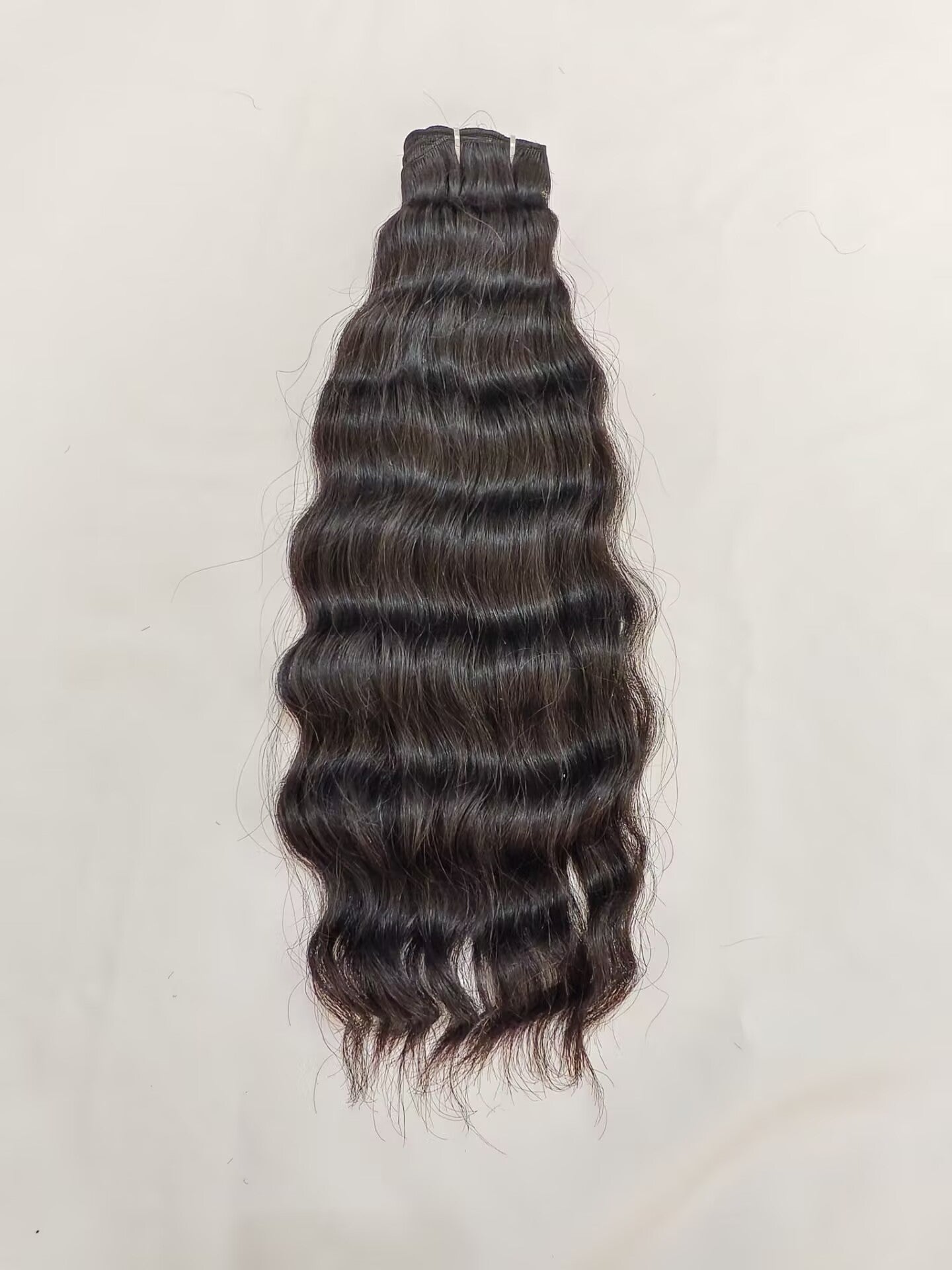 Last 5 Years Wavy Human Hair Bundles Natural Color, One Donor Wavy Raw Virgin Human Hair Bundle