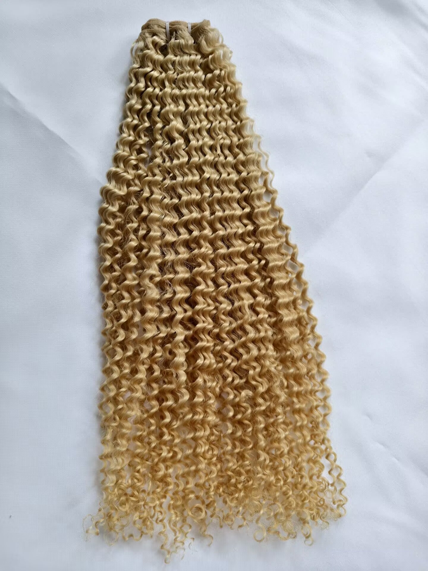Luxury Light Blonde big kinky curly human hair bundles-use raw one donor hair to bleach Clytie raw hair itself can last 5+years.salon's favorite 100% real human hair