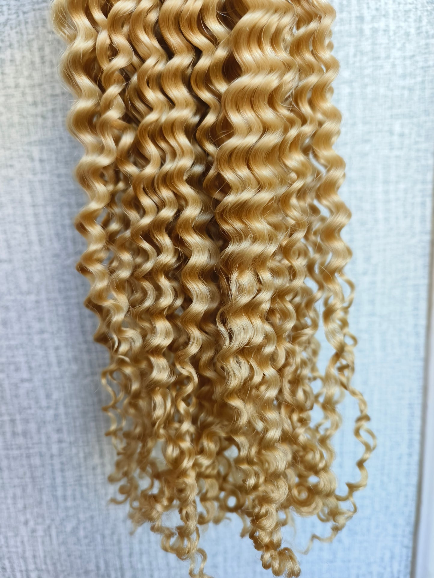 Luxury Light Blonde jerry curly 3b 3c human hair bundles-use raw one donor hair to bleach