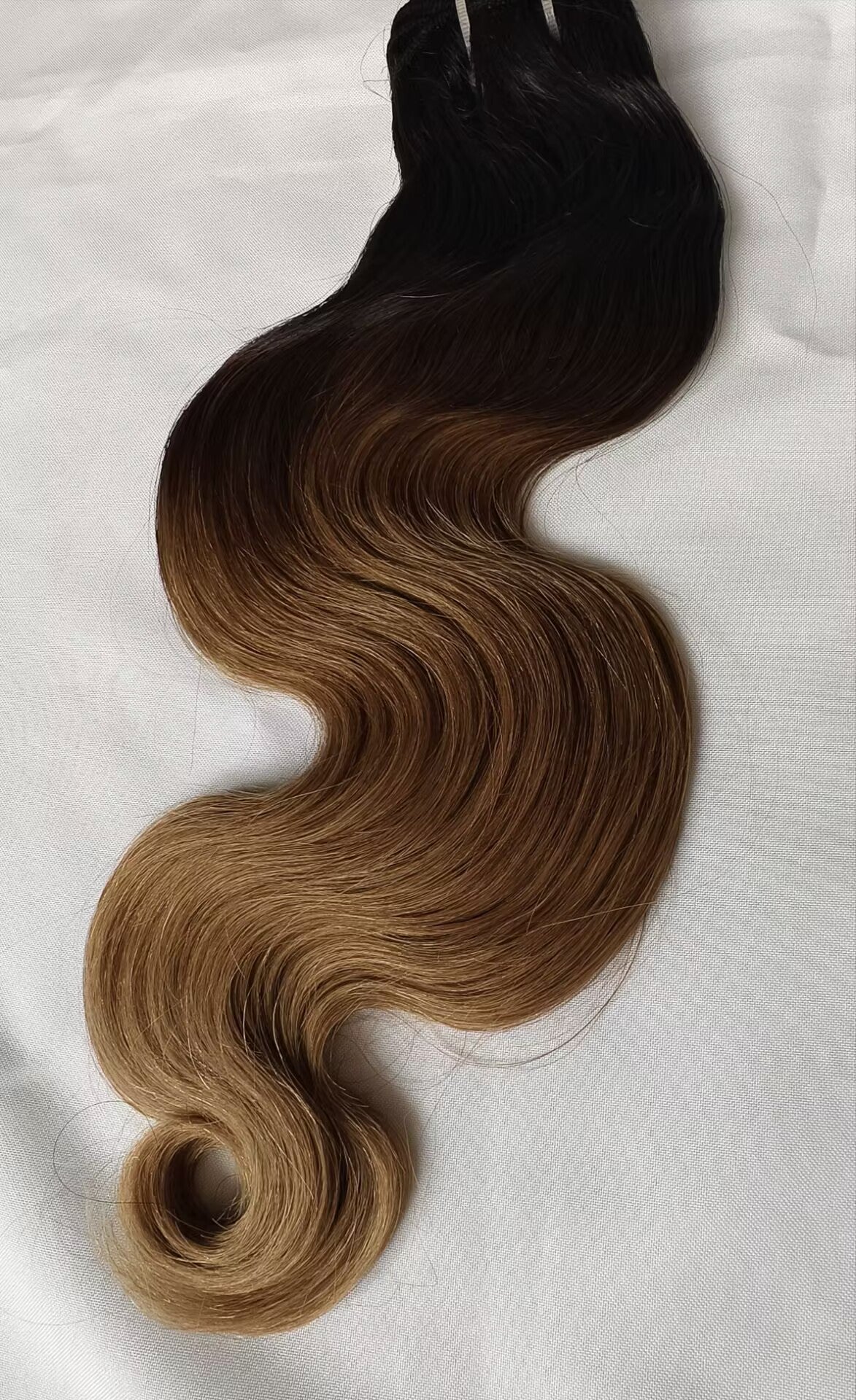 Last 5+ years raw ombre hair body wave  Human Hair Bundles 1b/4/27 color