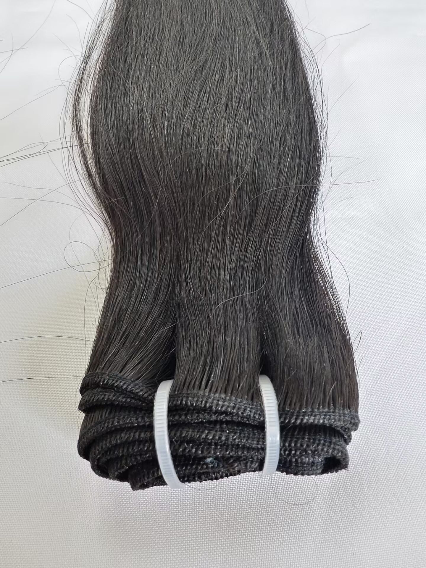 Double Drawn Straight Hair Last 5 Years Raw Straight Human Hair Bundles Natural Color, One Donor  Double Drawn Straight Raw Virgin Human Hair Bundle