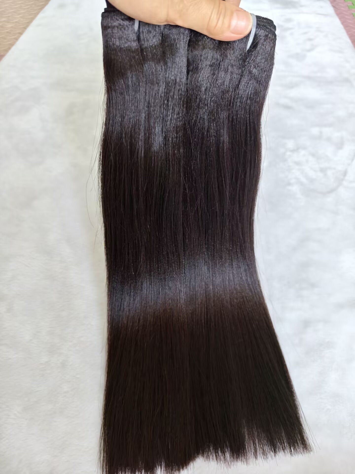 Double Drawn Last 5 Years Raw Light Yaki Straight Human Hair Bundles Natural Black Color (between 1b to #2), Can Lift 613 Color Easily