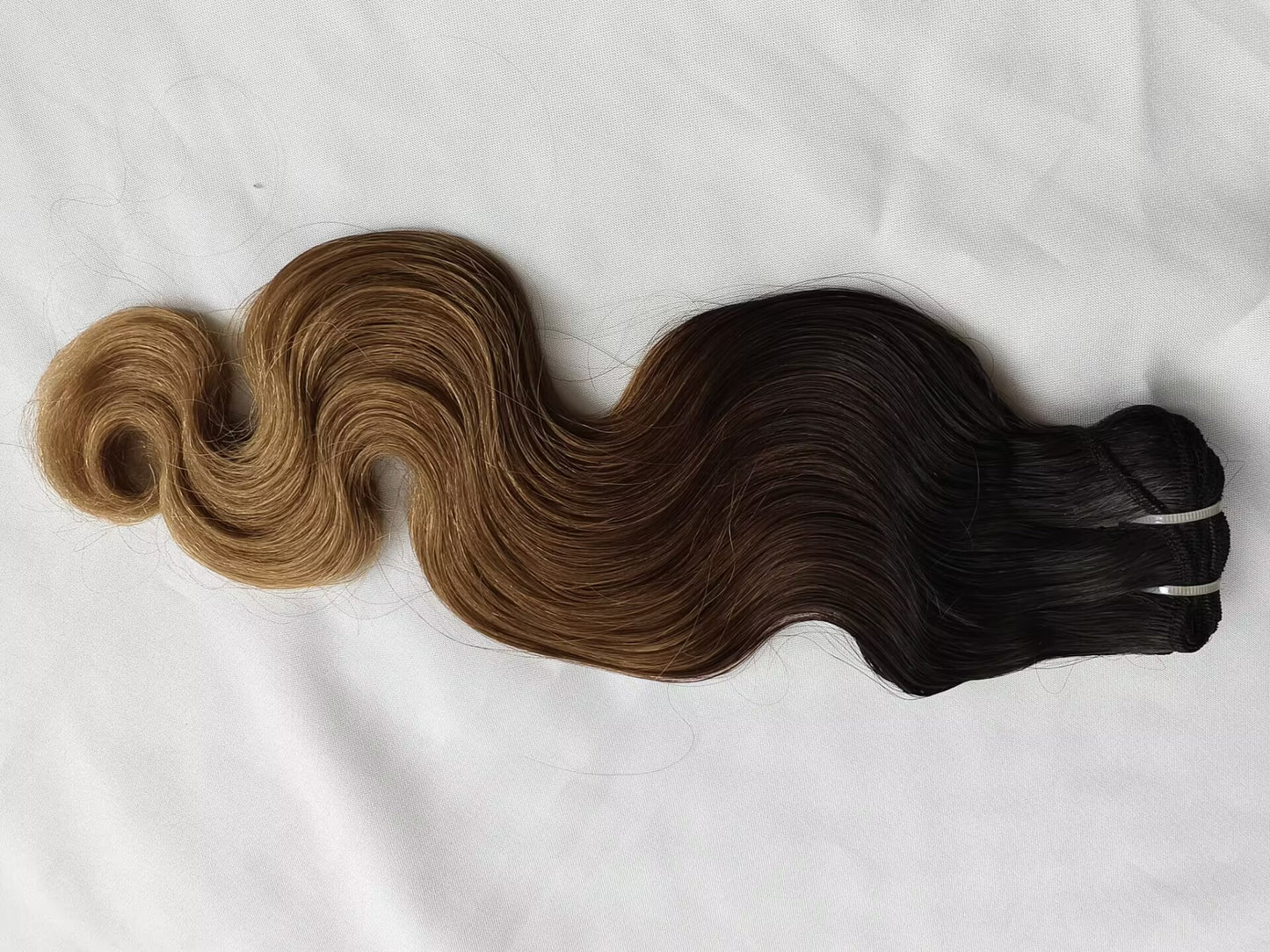 Last 5+ years raw ombre hair body wave  Human Hair Bundles 1b/4/27 color
