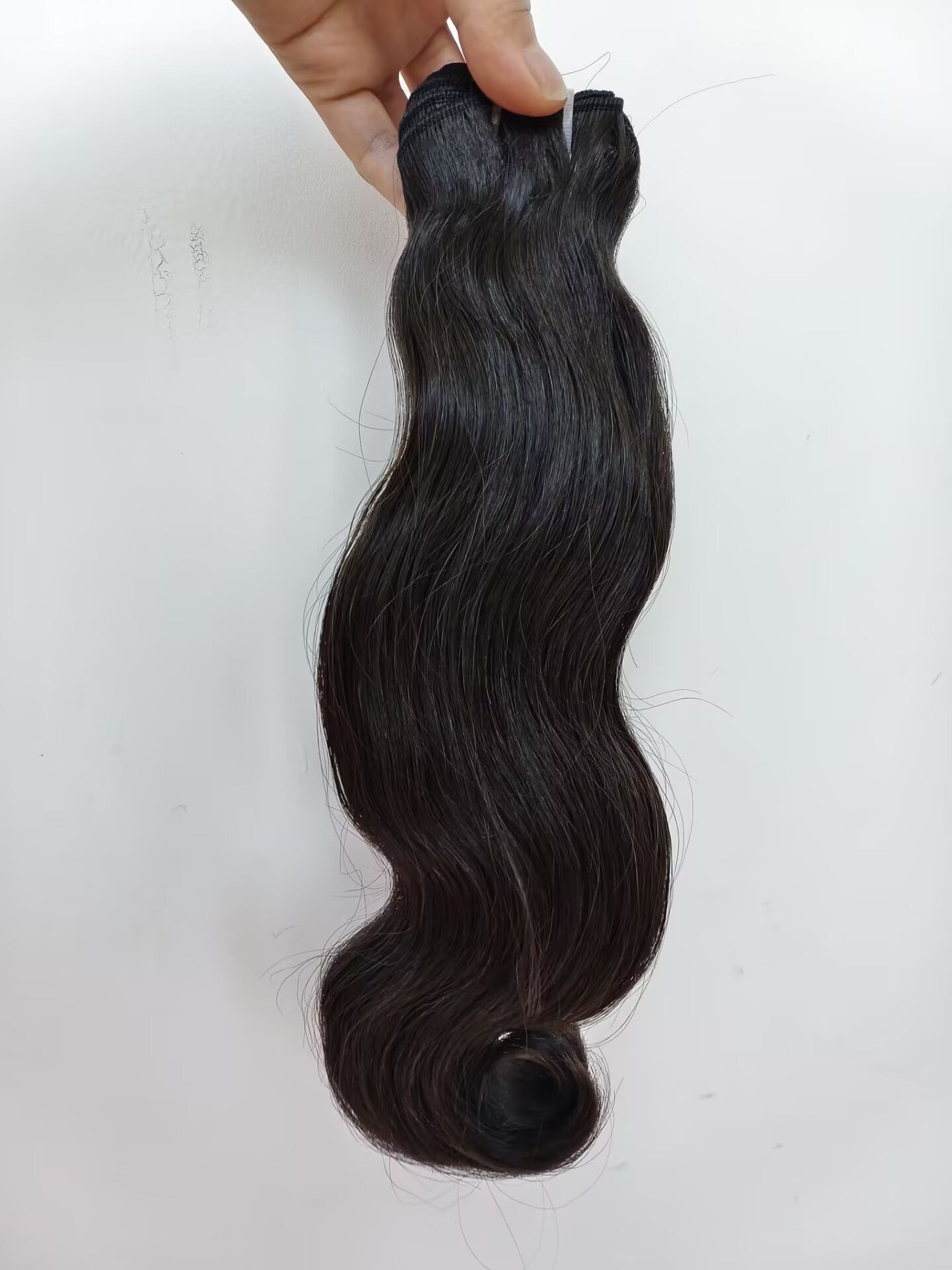 Double Drawn Body Wavy hair Last 5 Years Raw Body Wave Human Hair Bundles Natural Color, One Donor  Double Drawn Wavy Raw Virgin Human Hair Bundle