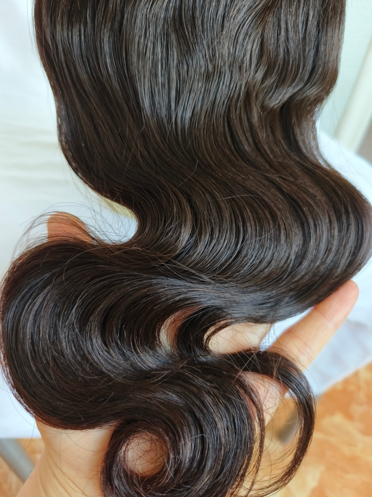 raw body wave HD transparent closure natural color-100% raw one donor hair
