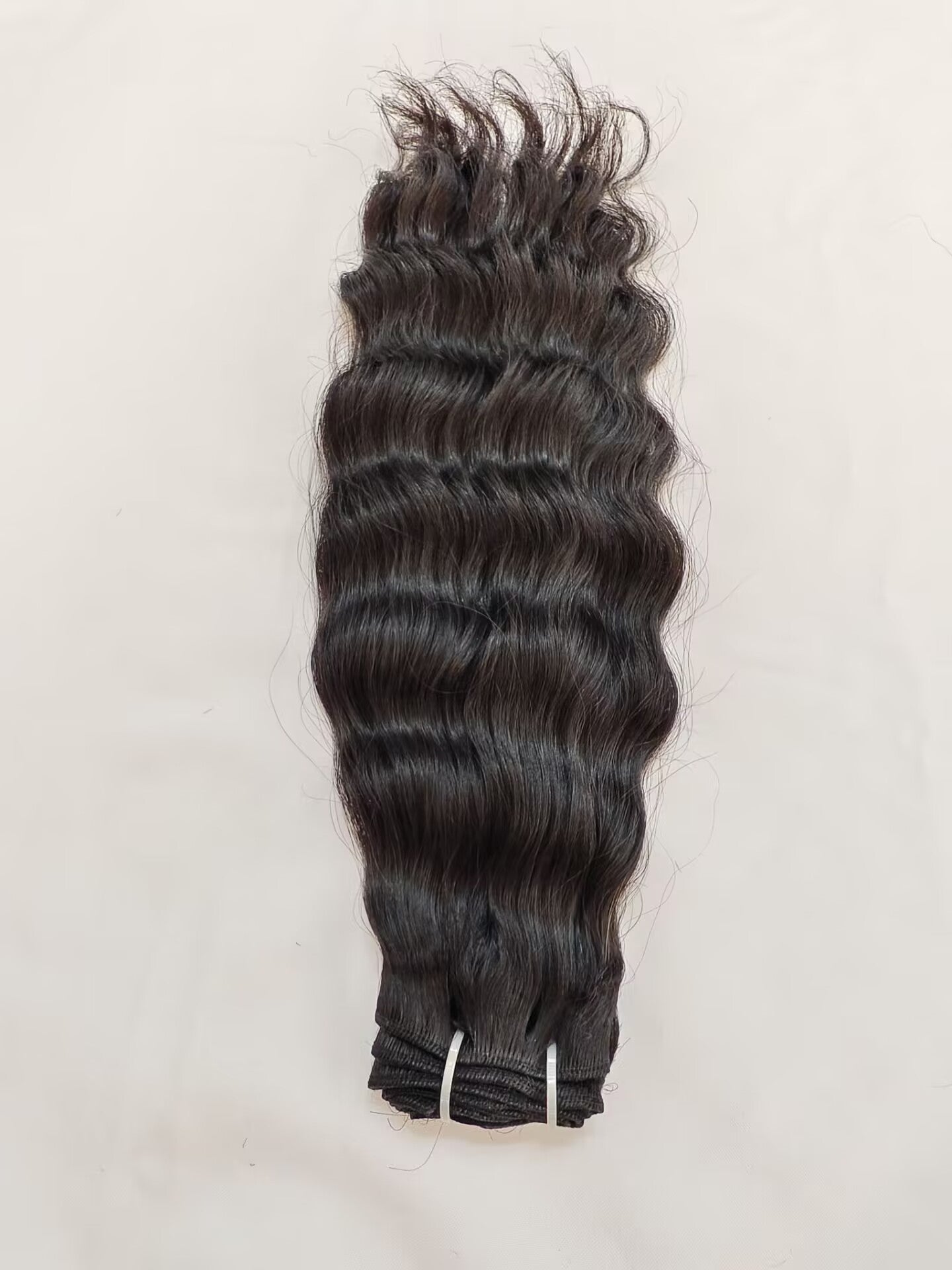 Last 5 Years Wavy Human Hair Bundles Natural Color, One Donor Wavy Raw Virgin Human Hair Bundle